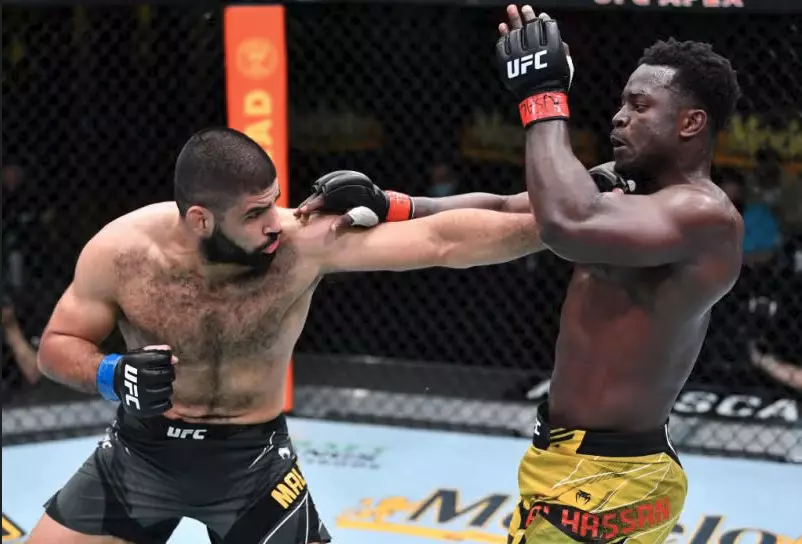 Can Jakob Malkoun score multiple takedowns at UFC Perth?