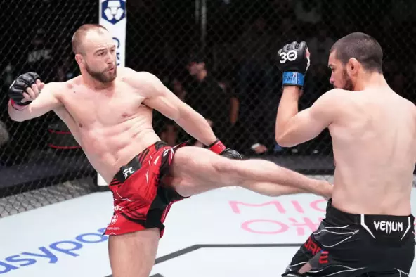 Will Mateusz Rebecki bring the violence to his teammate, Grant Dawson, at UFC 328?