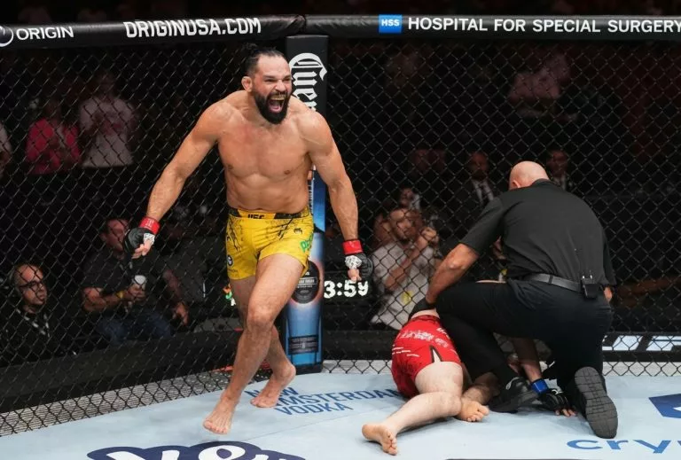 Michel Pereira should be around for the long haul in Saturday's co-main event at UFC Baku. Which other fighters should we target in DFS?